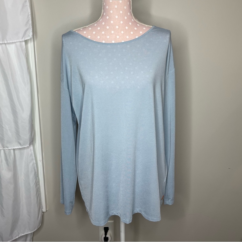 EUC ATHLETIC OPEN BACK TOP SIZE LARGE